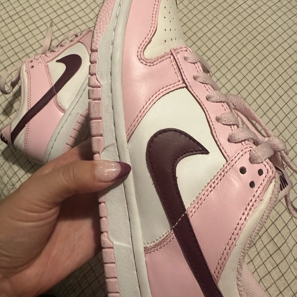 Nike Women's Pink and White Sneakers with Dark Swoosh